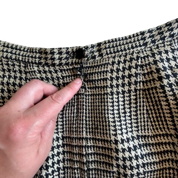Quiet luxury houndstooth silk skirt Doncaster lined classic Size 6 - Picture 7 of 8